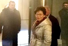林郑月娥抵京述职