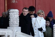 法国总统马克龙偕夫人参观故宫