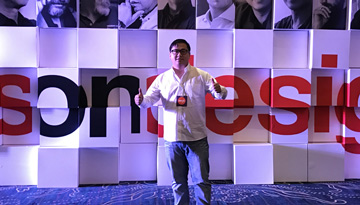 “85后”香港青年凭VR软件打开新天地