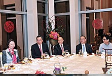 中联办邀请建制派参加新春晚宴