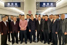 港区人大代表政协委员高铁上京