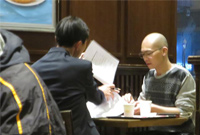 姚松炎叫谁还他议席？