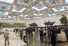 总理记者会茶点获中外媒体点赞