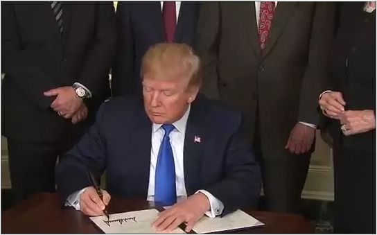 大公报社评:贸易战威胁大 港经济添变数