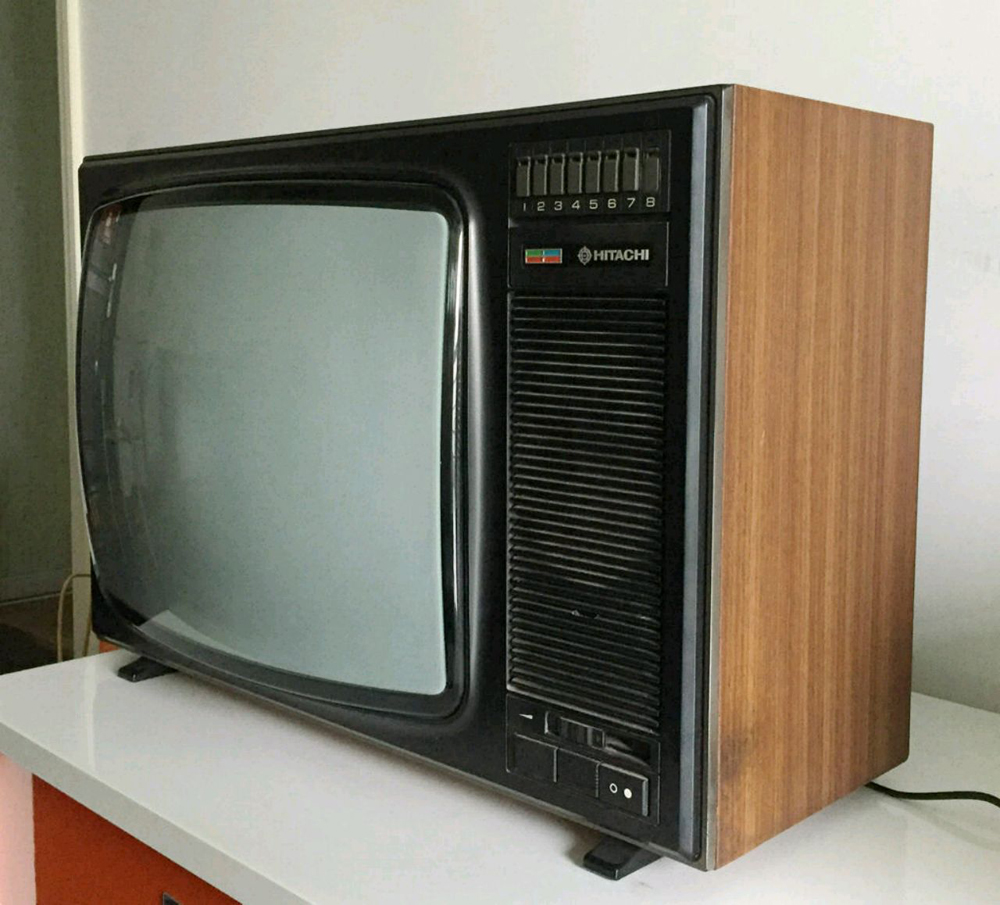 八分钱一部电视机/过来人