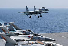 辽宁舰编队南海持续实兵演练