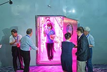 “月宫一号”闭合实验志愿者出舱