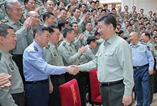 习近平视察军事科学院