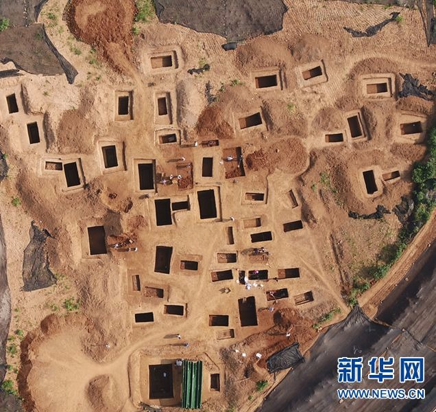 河南三门峡发现西周虢国邦墓 出土随葬品上千件