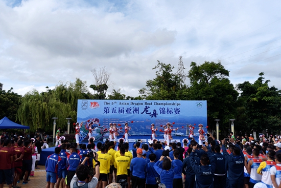 第五届亚洲龙舟锦标赛在大理完美收官